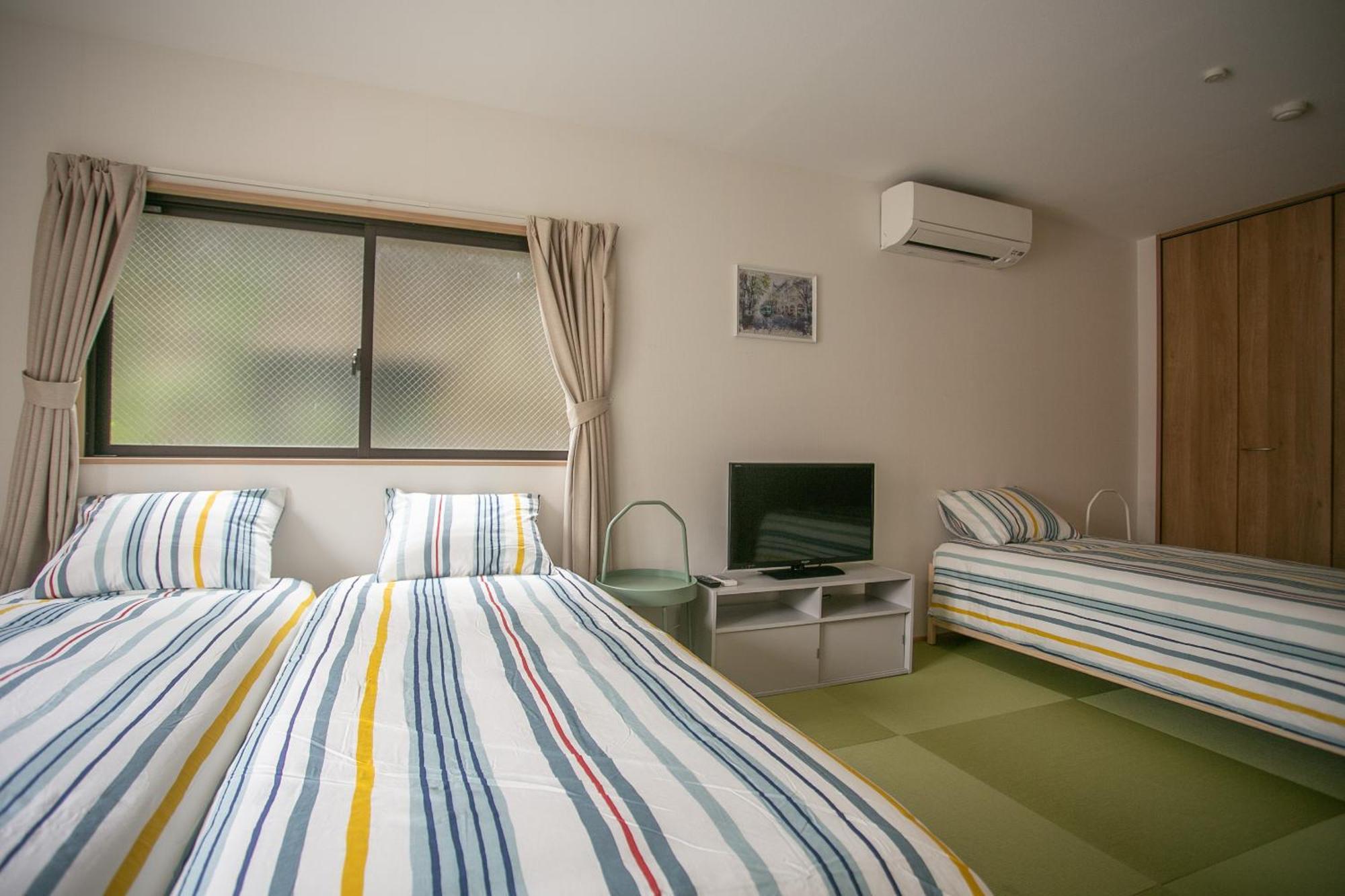 Clover Heights Ōsaka Extérieur photo